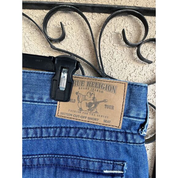True Religion Straight Flap Cut Off Shorts - Size 38 - Ombre Blue - Picture 8 of 11